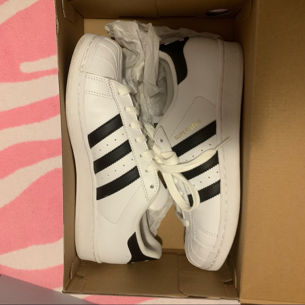 Adidas Superstars sZ 8.5